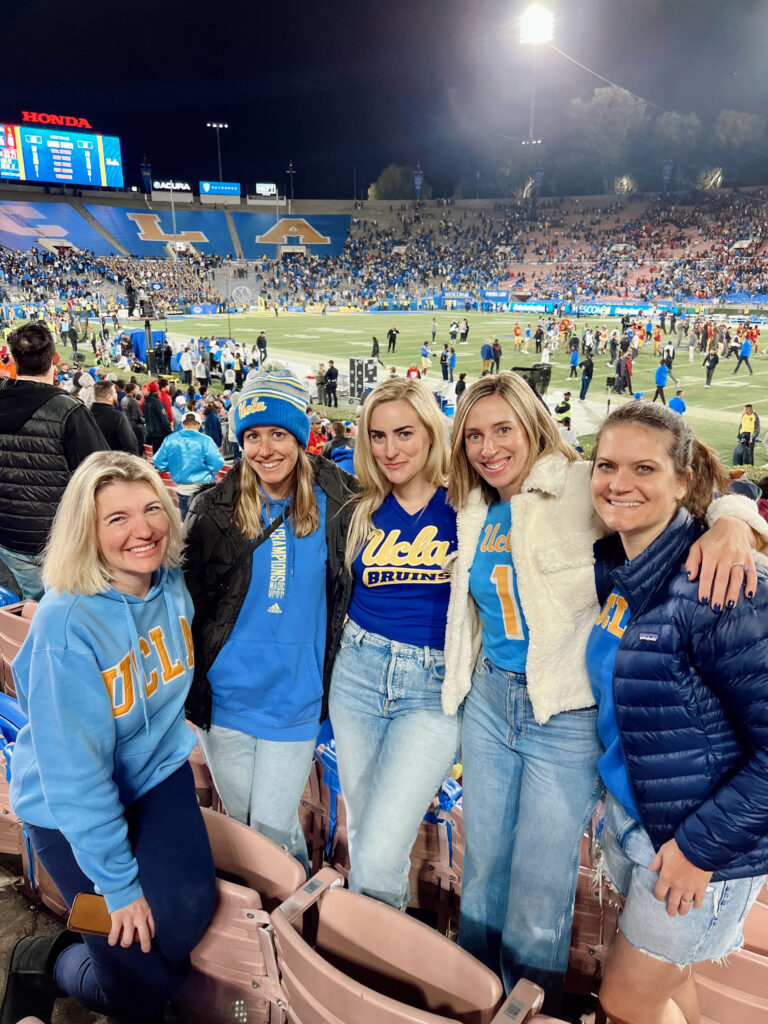 Cute Outfits for a Football Game