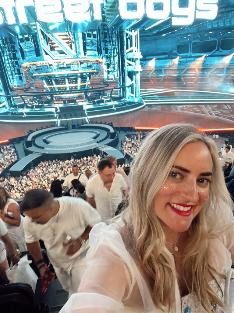 what to wear to the backstreet boys concert in vegas