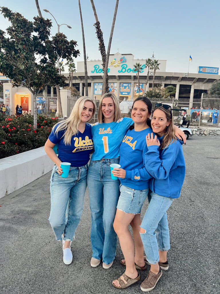 Cute Outfits for a Football Game