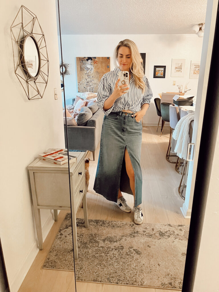 How to Style a Denim Maxi Skirt