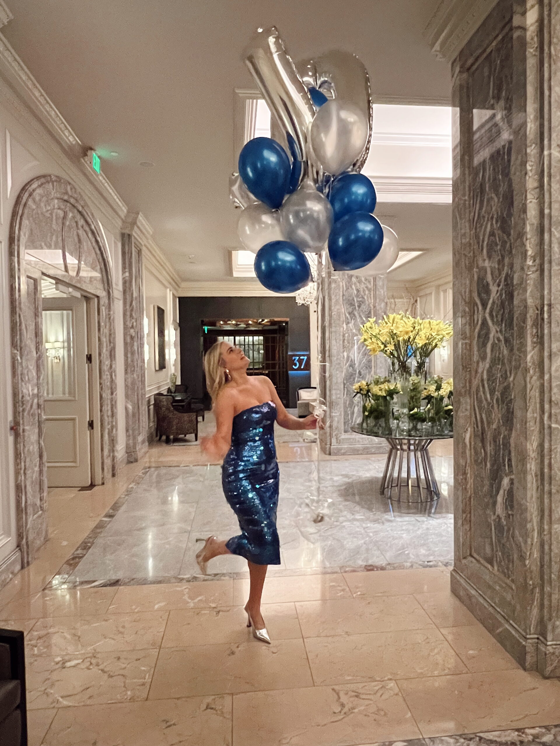 The Ultimate Style Guide to Sequin Strapless Cocktail Dresses for Winter